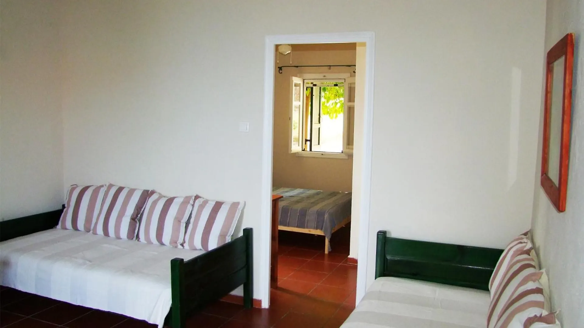 Apartment The Yellow Houses Agios Nikolaos